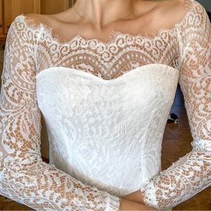 NWT Superdown Ivory Off Shoulder Bodysuit